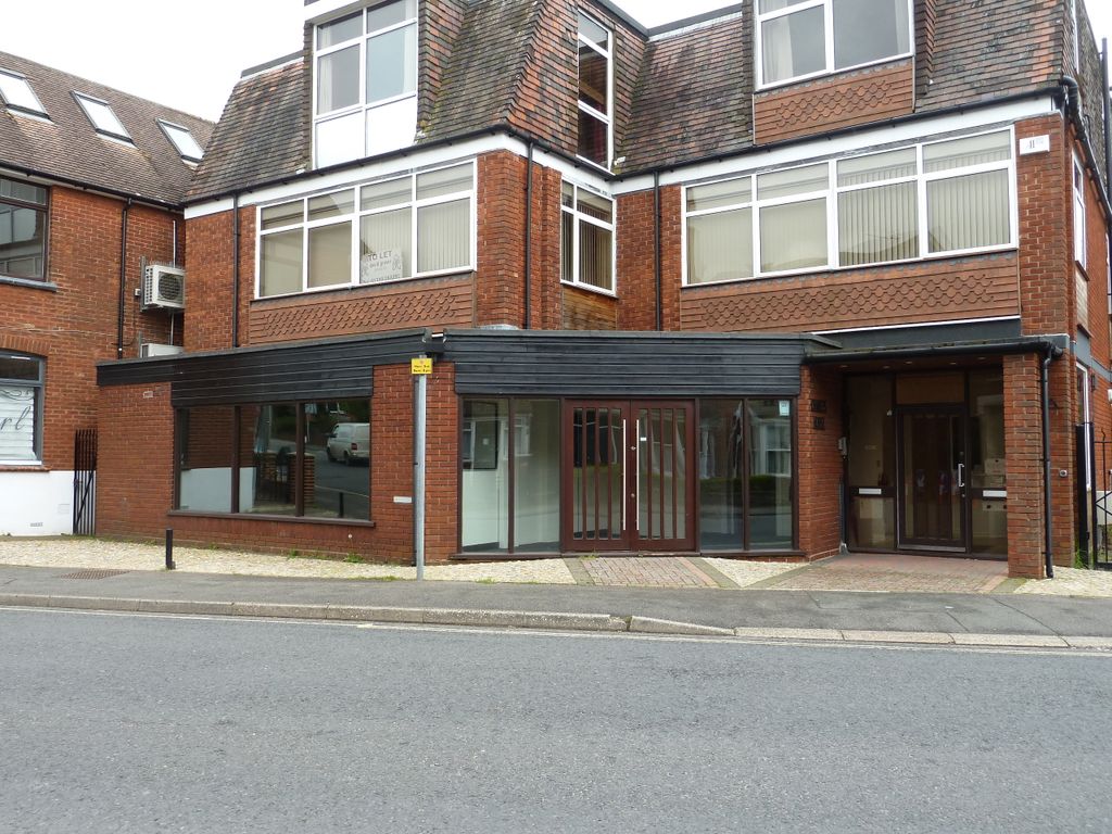Property photo 1 of 10 Frontage