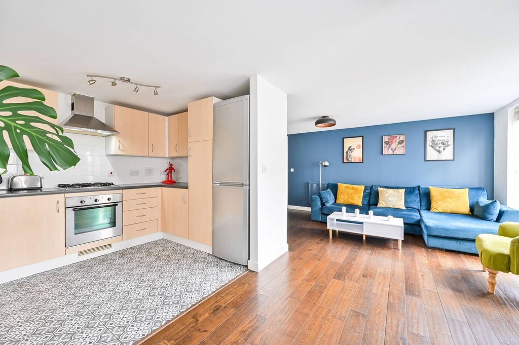 Property photo 1 of 13