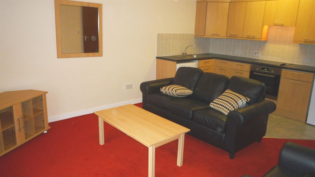 Property photo 3 of 6 P1040906.Jpg