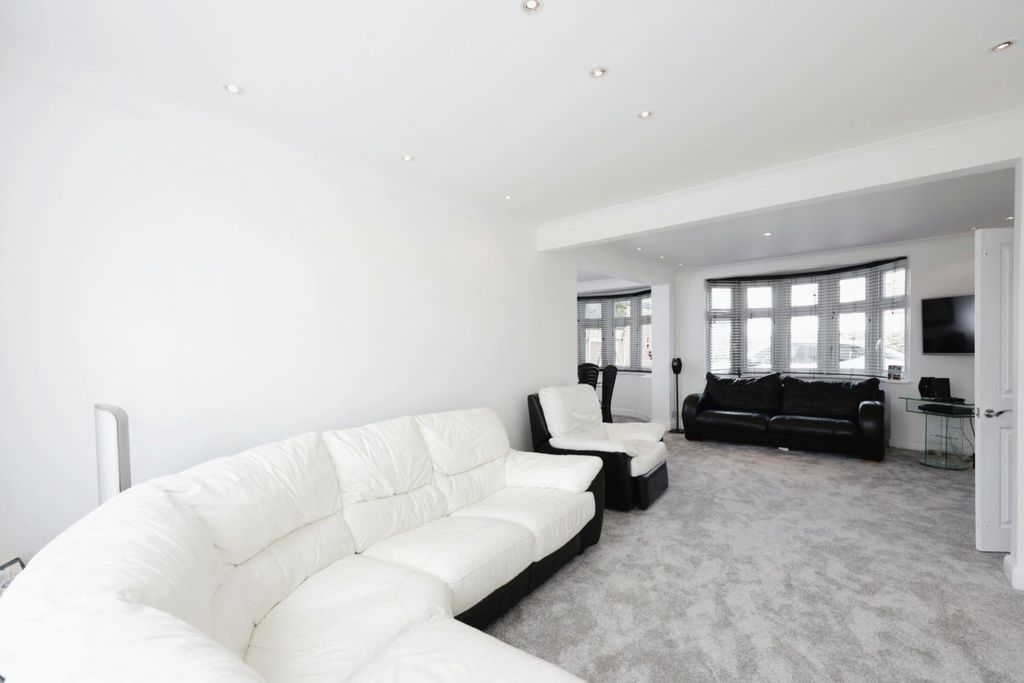 Property photo 3 of 12 Eosr7979.Jpg