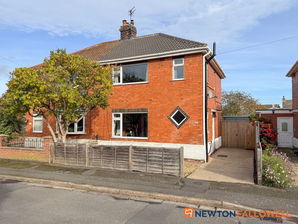 Property photo 1 of 20