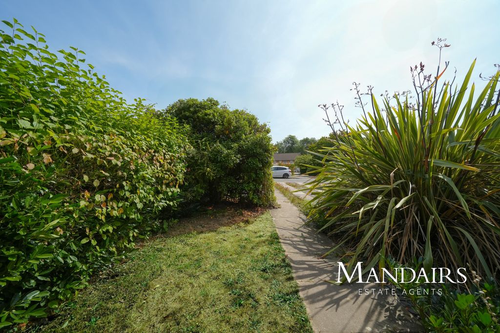 Property photo 2 of 19