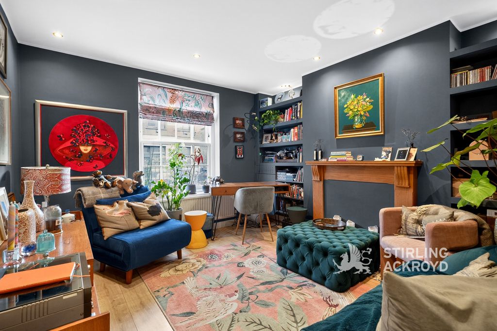 Property photo 1 of 19 Reception Room