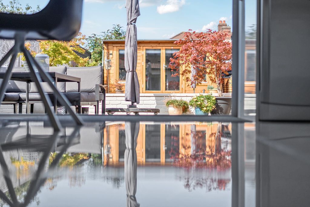 Property photo 2 of 40 1499802-6-6A6B16d...