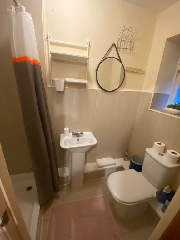 Property photo 1 of 2