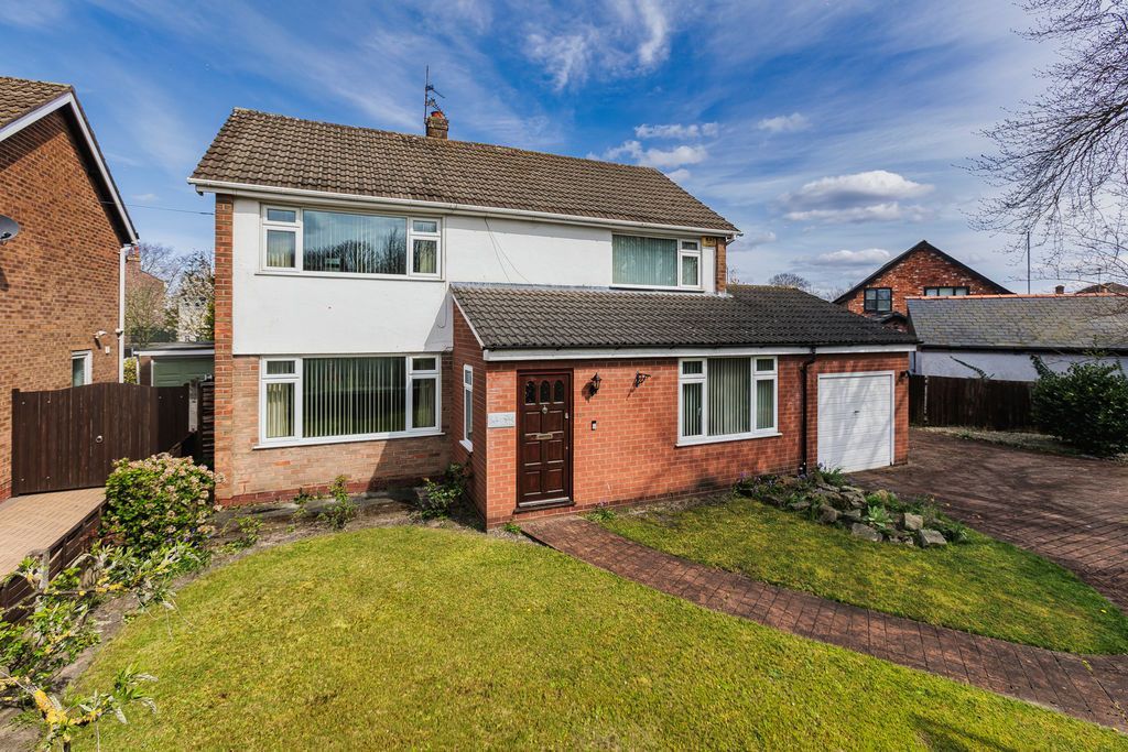 Property photo 1 of 23