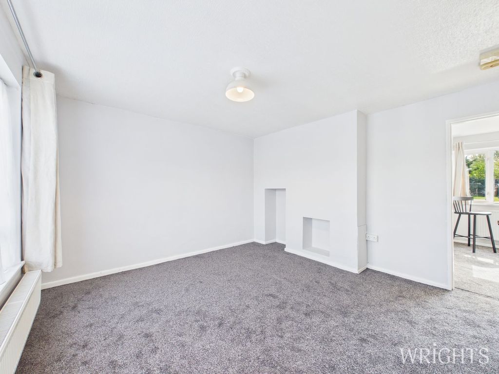 Property photo 3 of 26