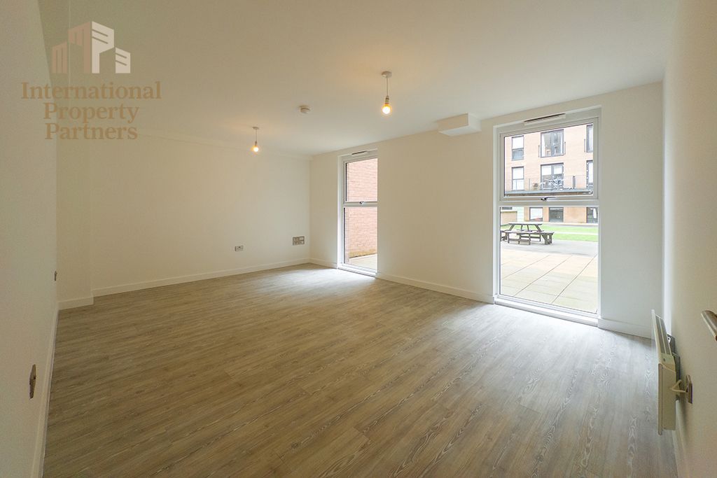 Property photo 3 of 27