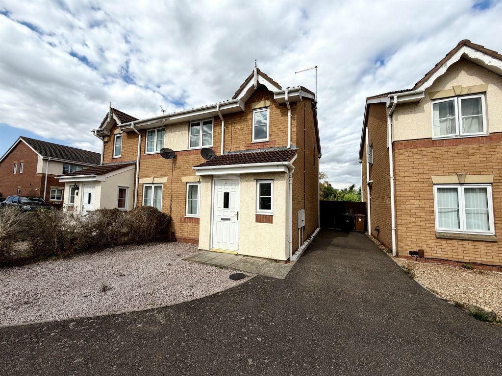 Property photo 1 of 12