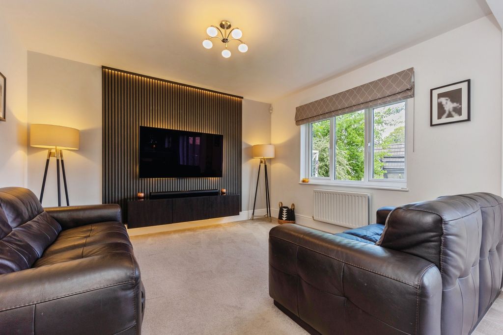 Additional image 7 of 4 bed detached house for saleSpringwood Way, Macclesfield SK10
