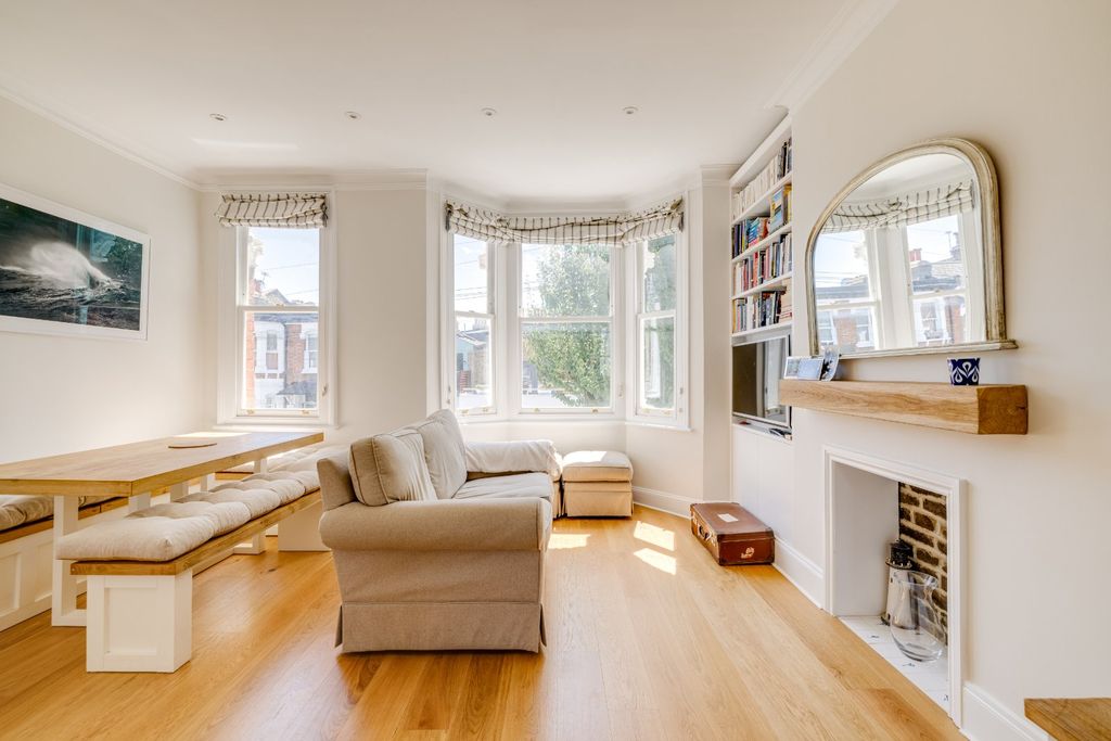 Property photo 1 of 6