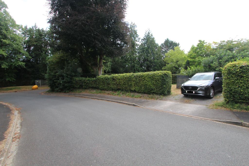 Property photo 3 of 6