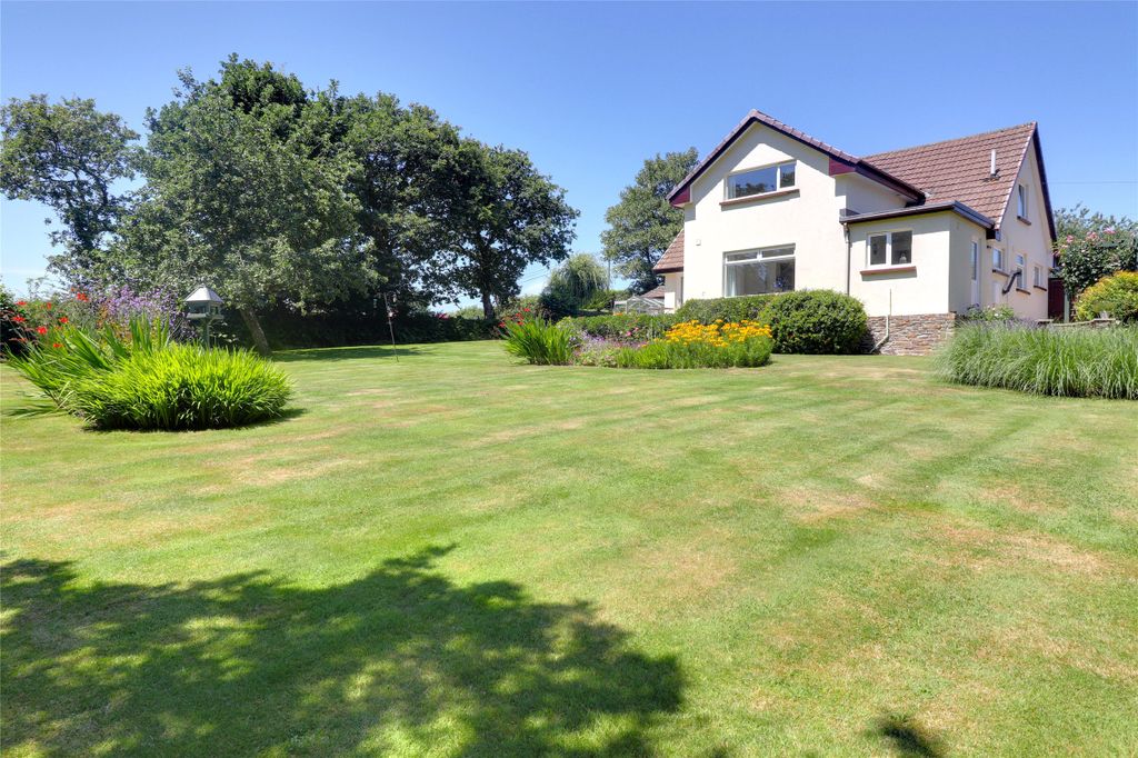 Property photo 1 of 27 Picture No. 46