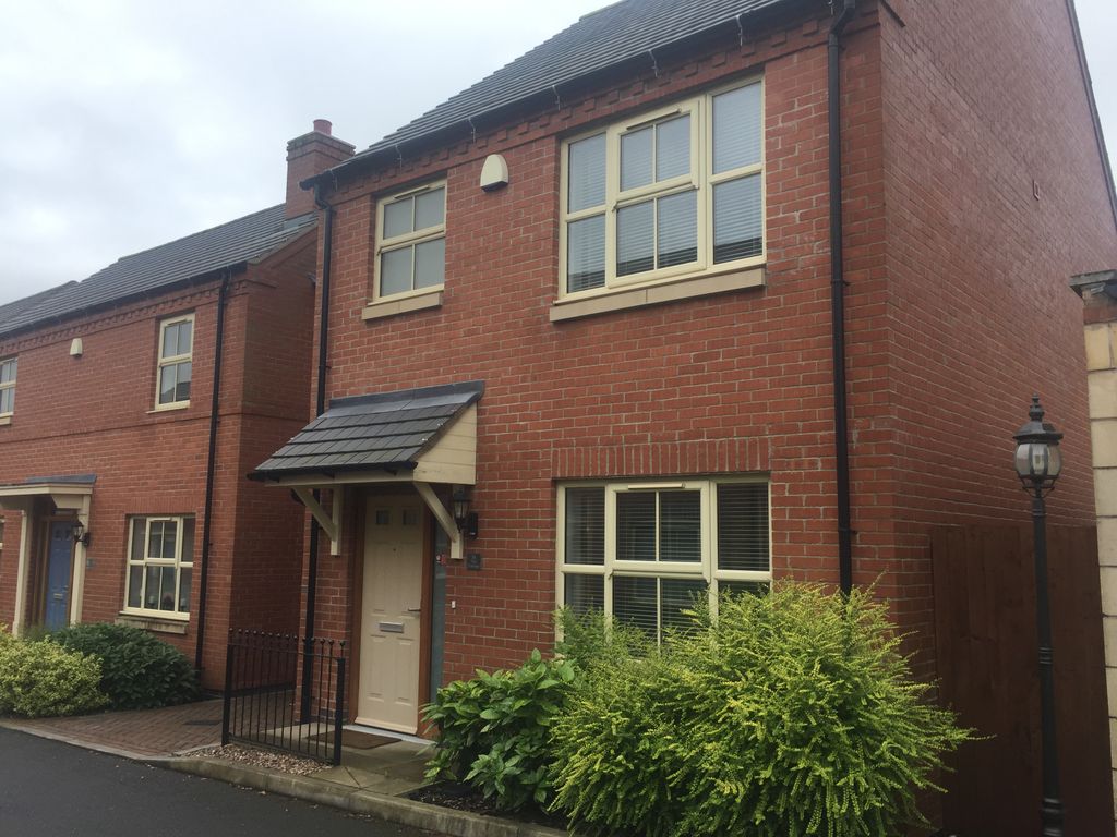 Property photo 2 of 10 Front