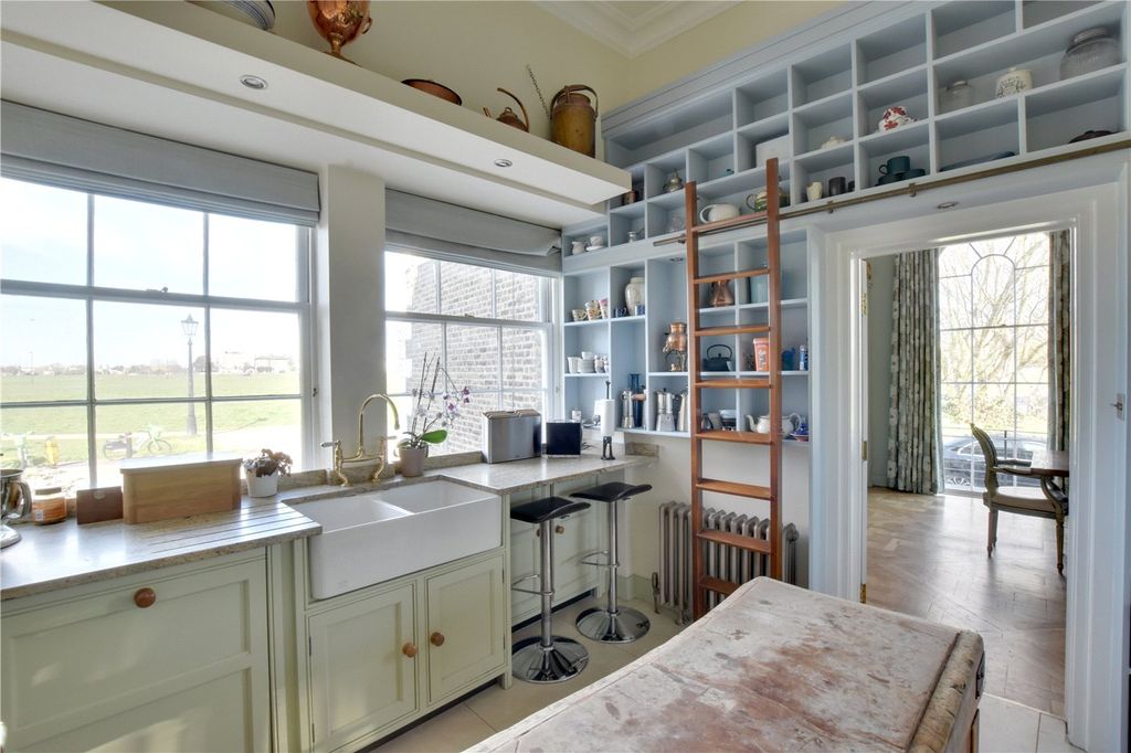 Property photo 3 of 30 Picture No. 23