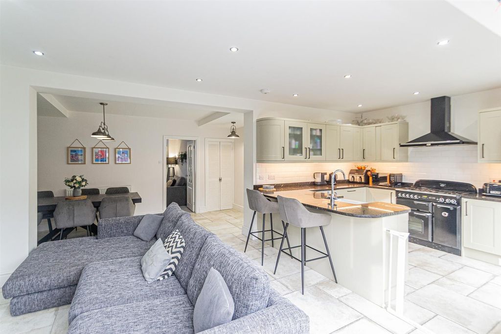 Property photo 2 of 26 Dining Kitchen &amp; Family Room