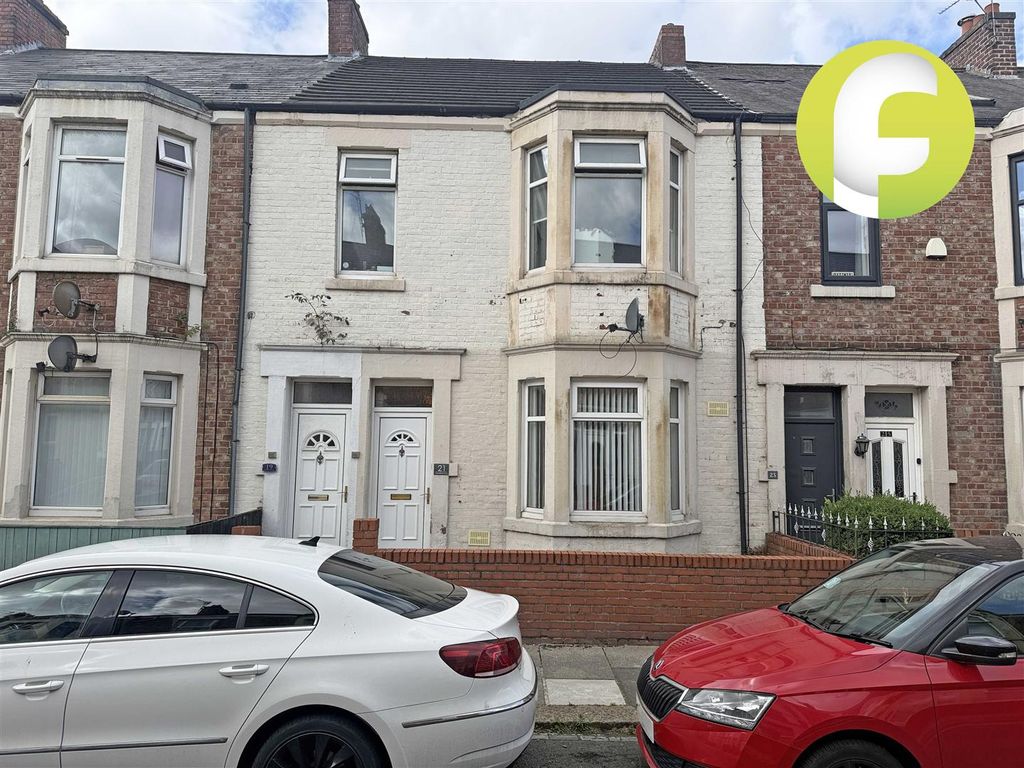 Property photo 1 of 7 Front 2.Jpg
