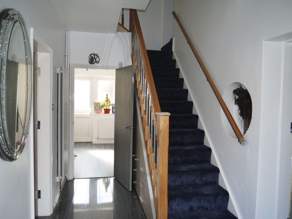 Property photo 3 of 21