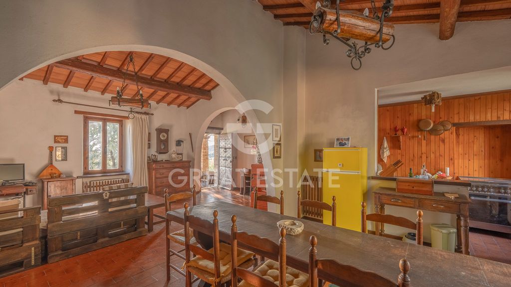 Property photo 2 of 37 Interiors