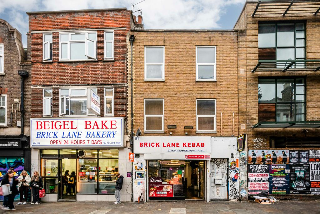 Property photo 1 of 11 Brick Lane 161  Low Res 10.Jpg