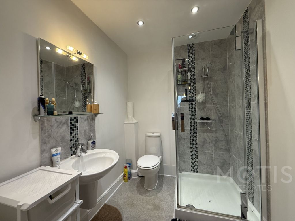 Additional image 15 of 4 bed flat for saleGrace Hill, Folkestone CT20