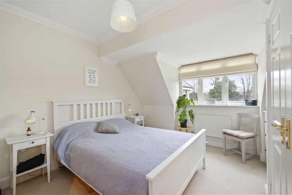 Property photo 2 of 12 Picture No. 08