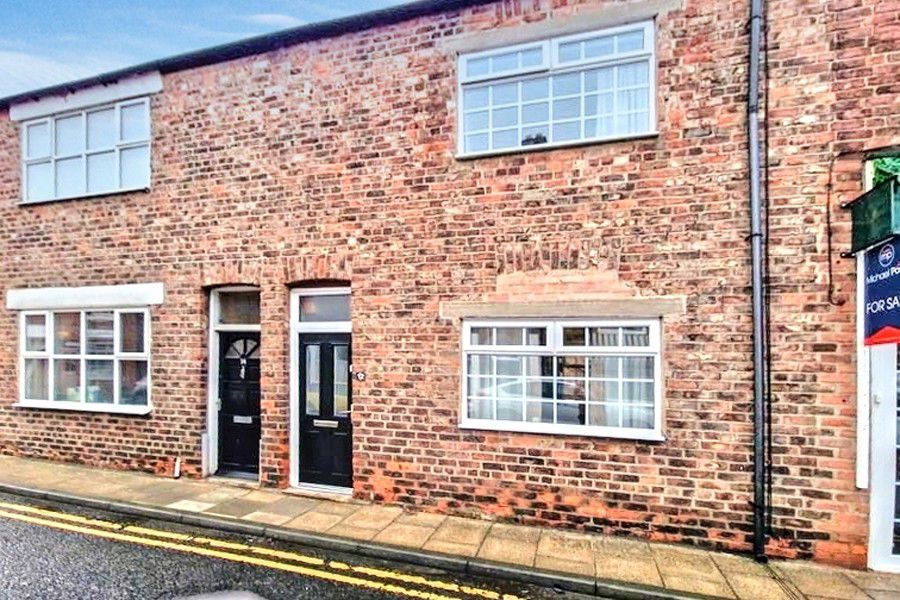 Property photo 1 of 8