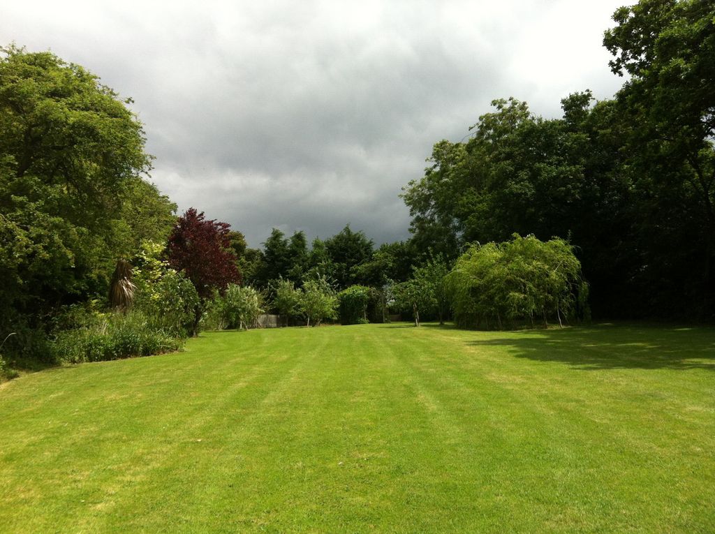 Property photo 3 of 43