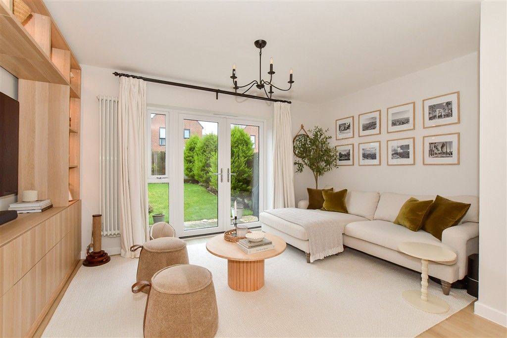 Property photo 3 of 17 Lounge/Diner/ Kitchen