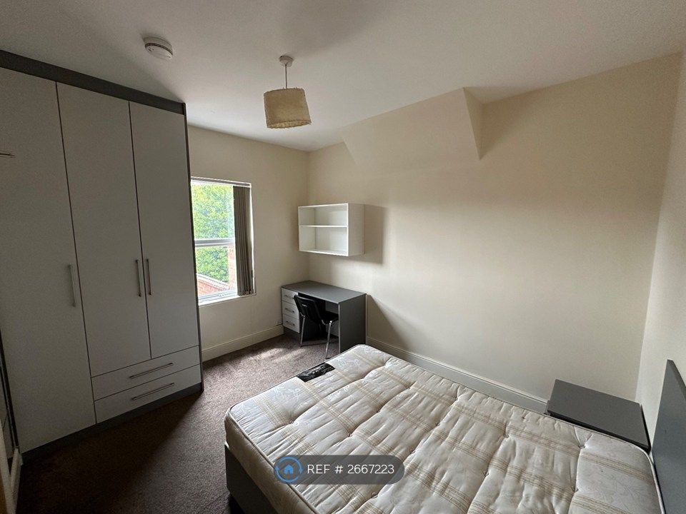 Property photo 2 of 9