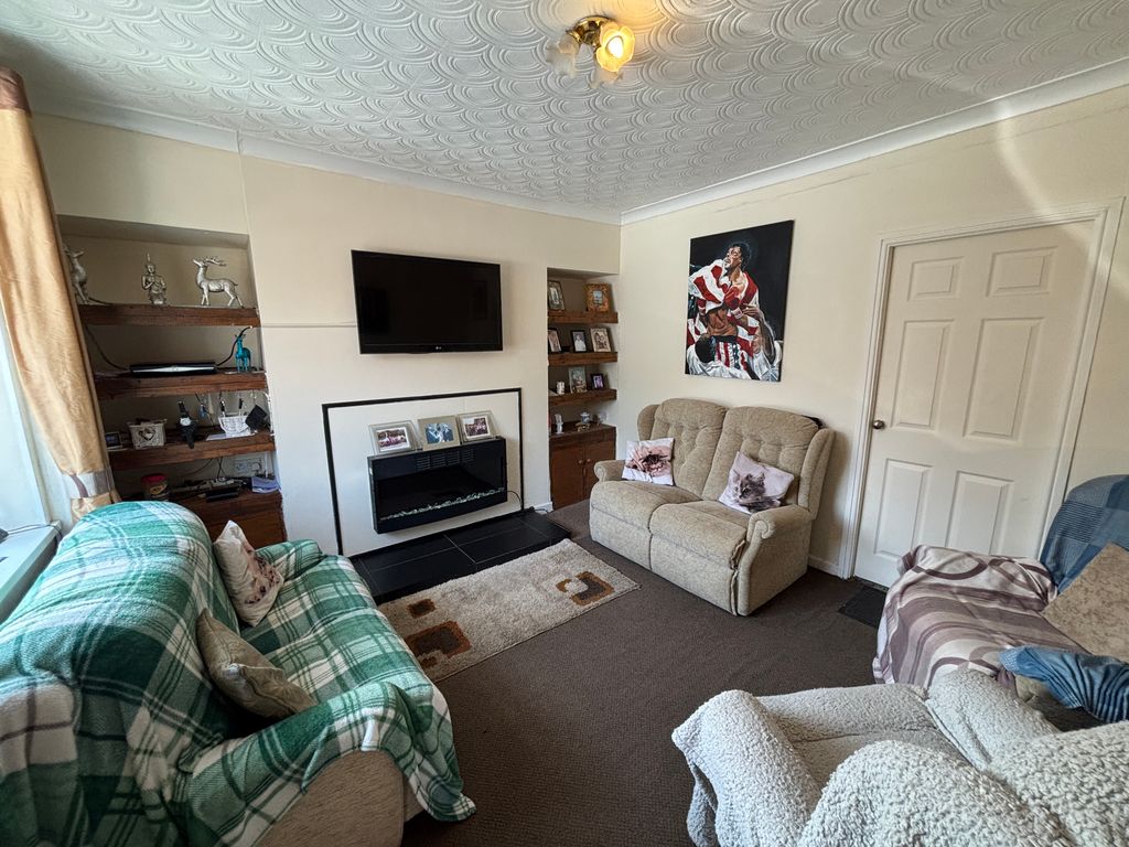 Property photo 3 of 29