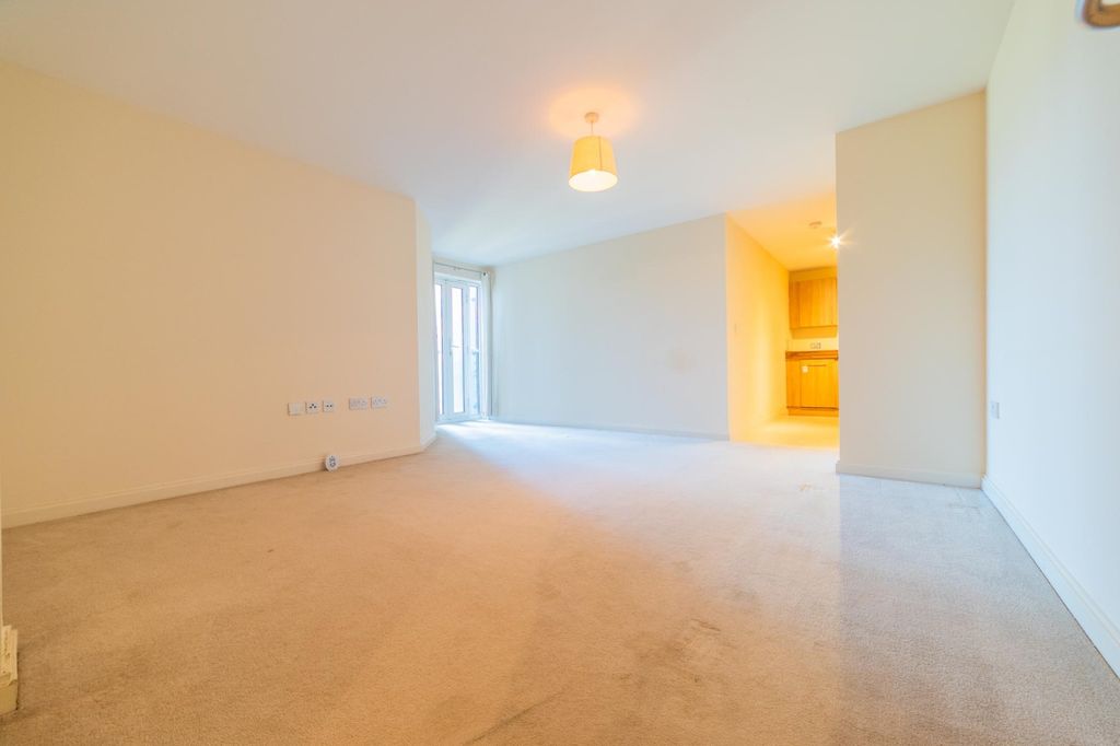 Property photo 2 of 14 Call 02920 454555 To Secure Your Viewing_1