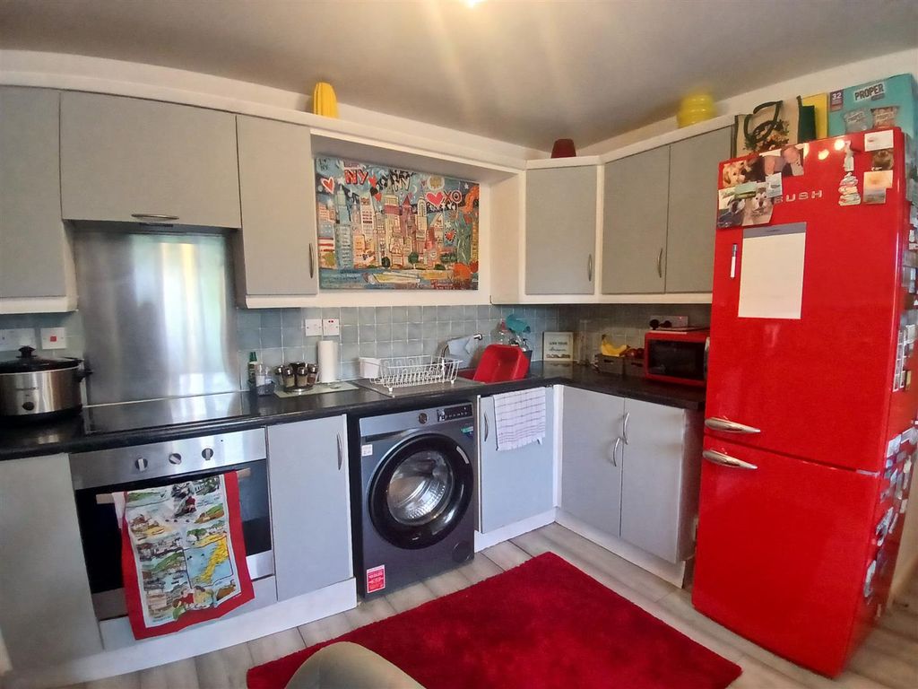 Additional image 8 of 2 bed flat for saleVernons Mews, Black-A-Tree Road, Nuneaton CV10