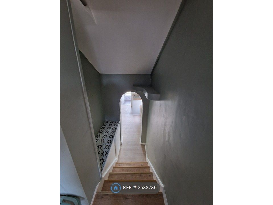 Property photo 3 of 18 Hallway Stairs