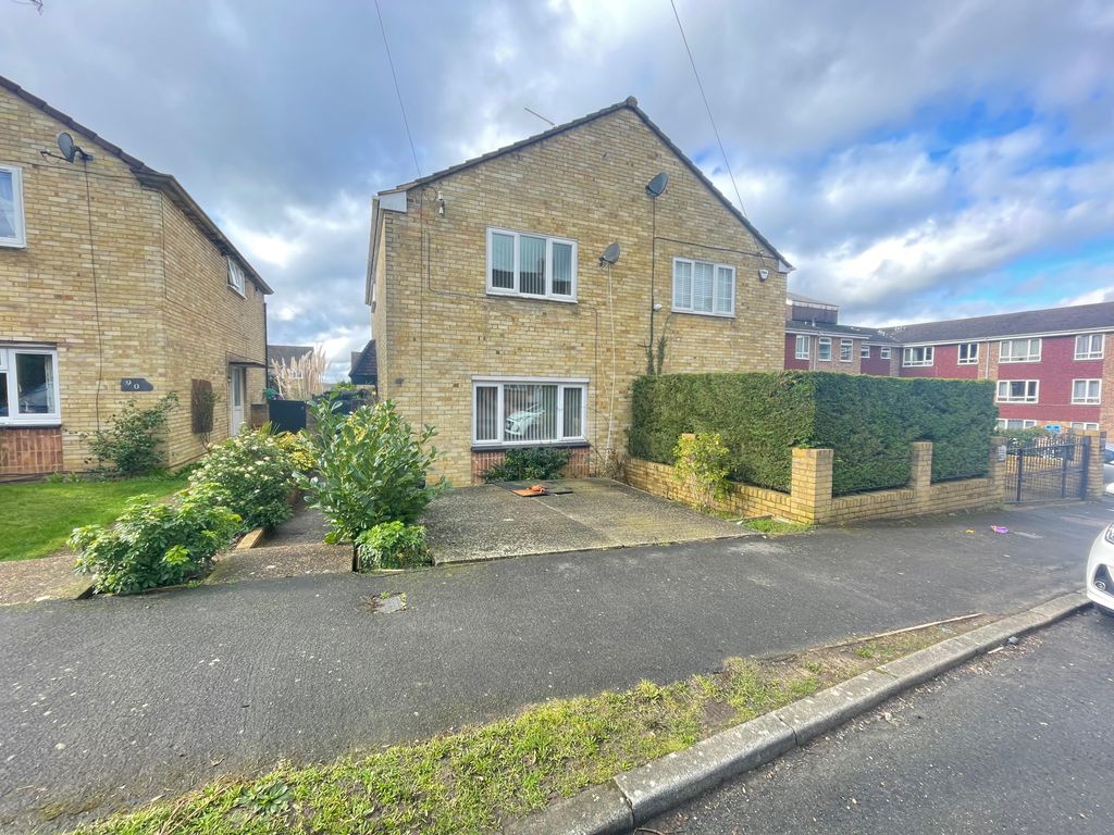 Property photo 1 of 12 Exterior