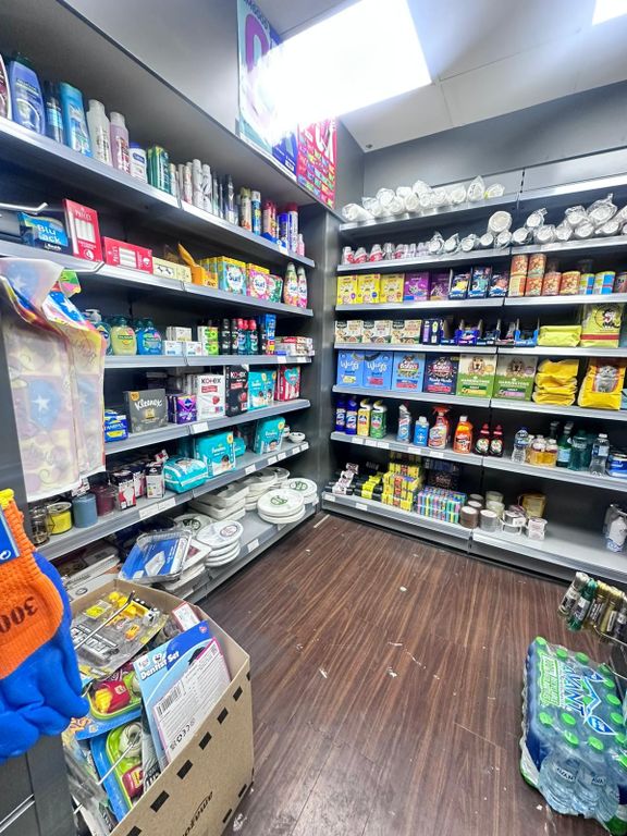 Property photo 2 of 8