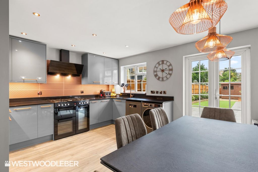 Property photo 2 of 30 Brookside_6.Jpg
