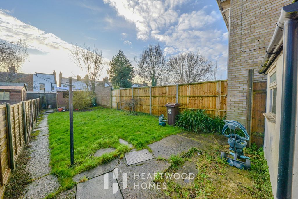 Property photo 3 of 14