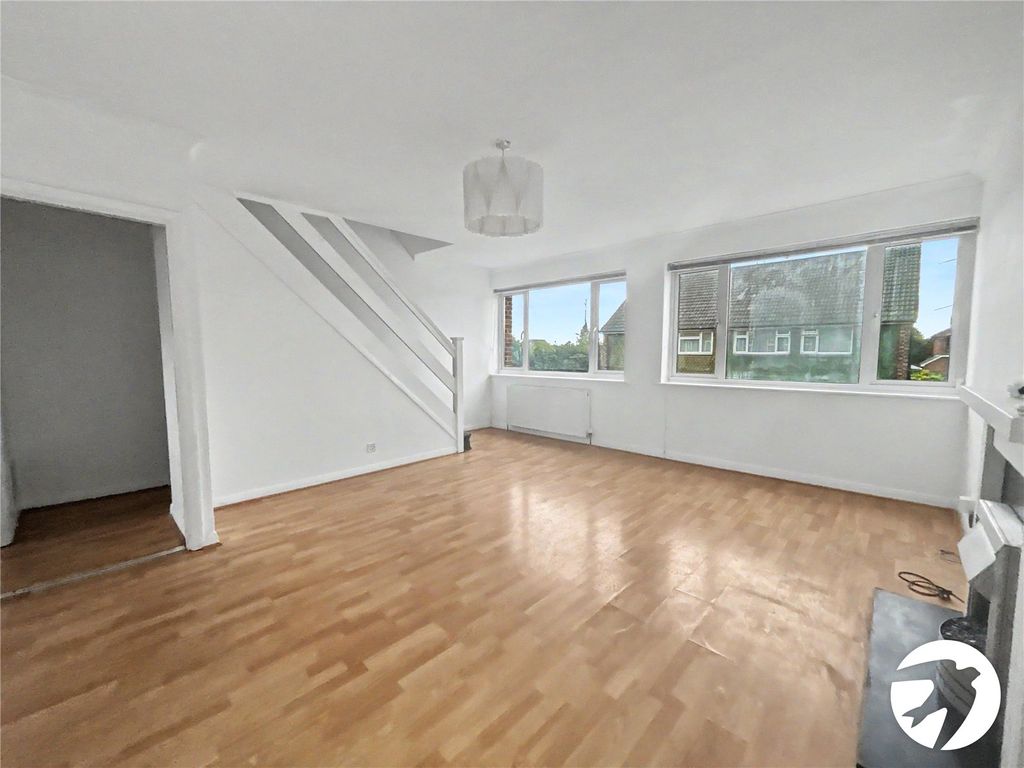 Property photo 2 of 24 Picture No. 01