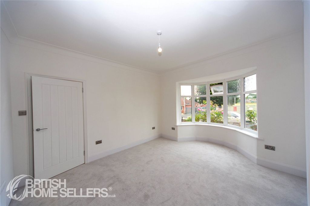 Property photo 3 of 14 Picture No. 09