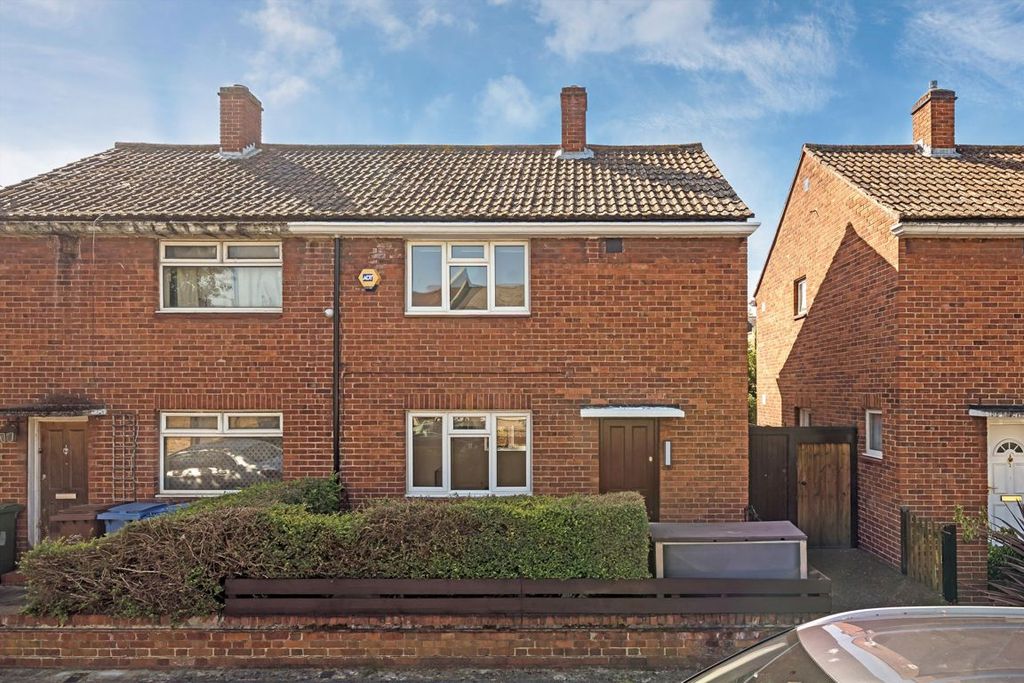 Property photo 1 of 7