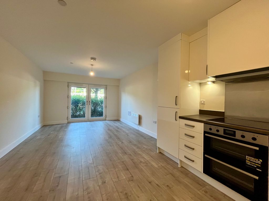 Property photo 3 of 19
