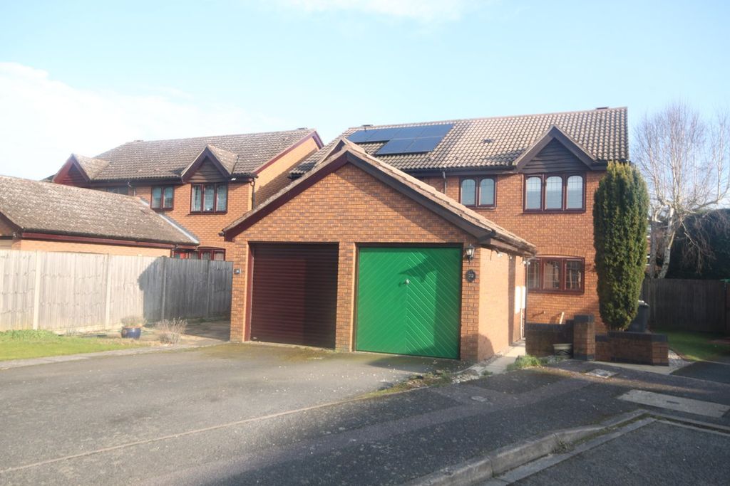Property photo 1 of 1