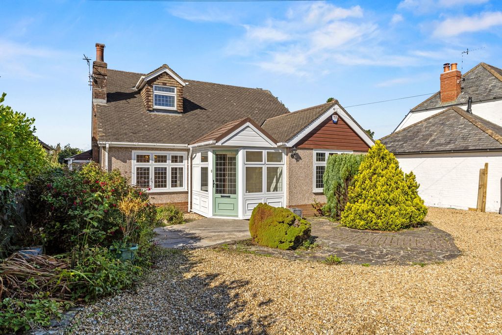 Property photo 3 of 34