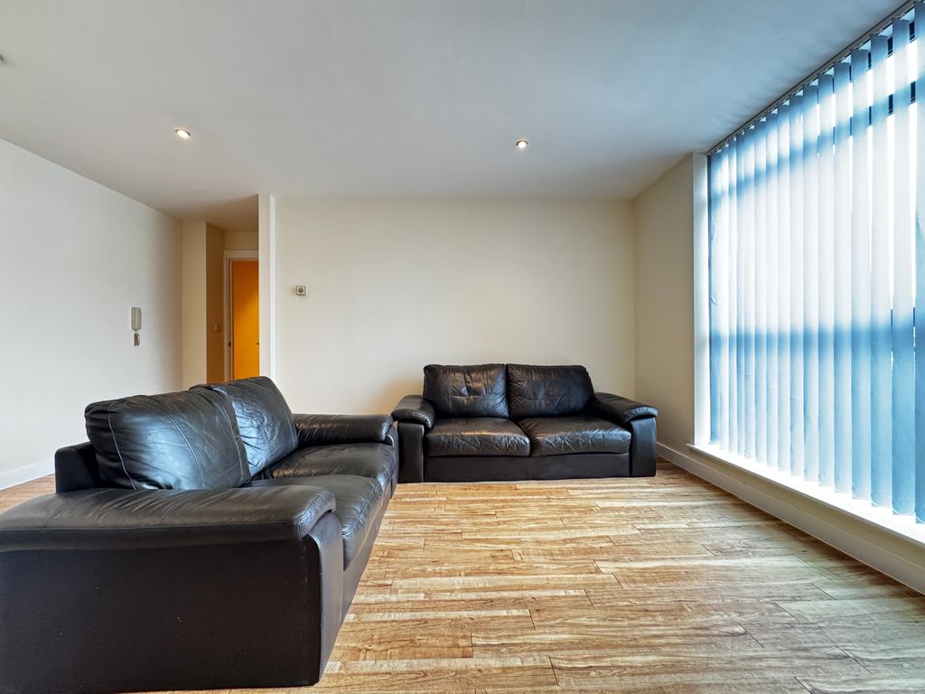 Property photo 2 of 14 Gallery