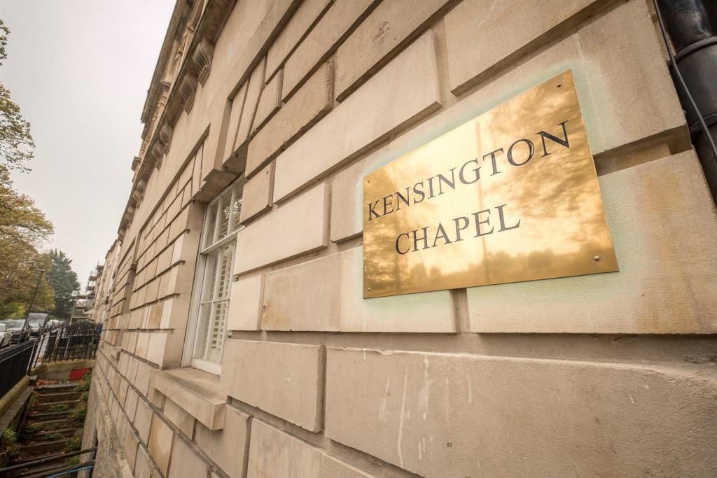 Property photo 2 of 33