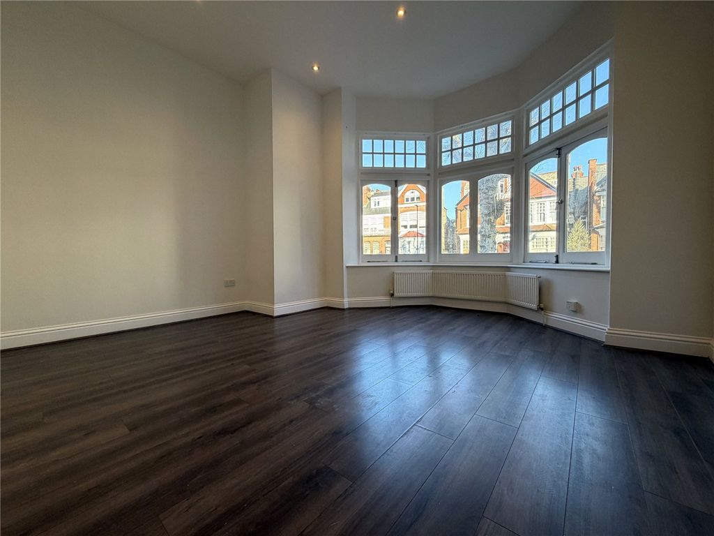 Property photo 2 of 10 Picture No. 01