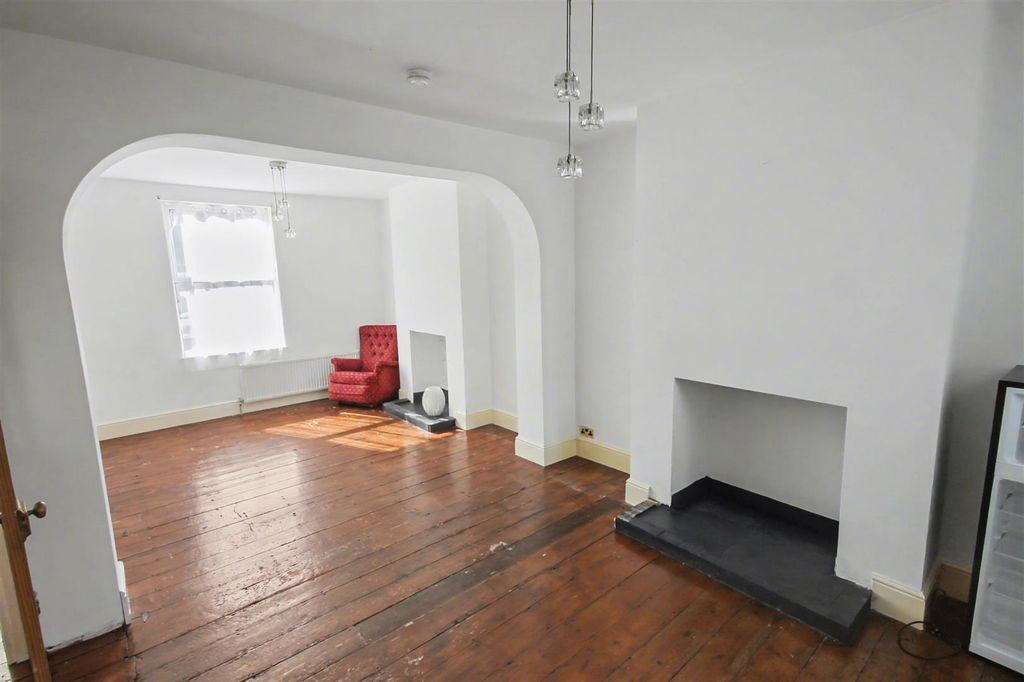 Property photo 3 of 10 Img_0296.Jpg