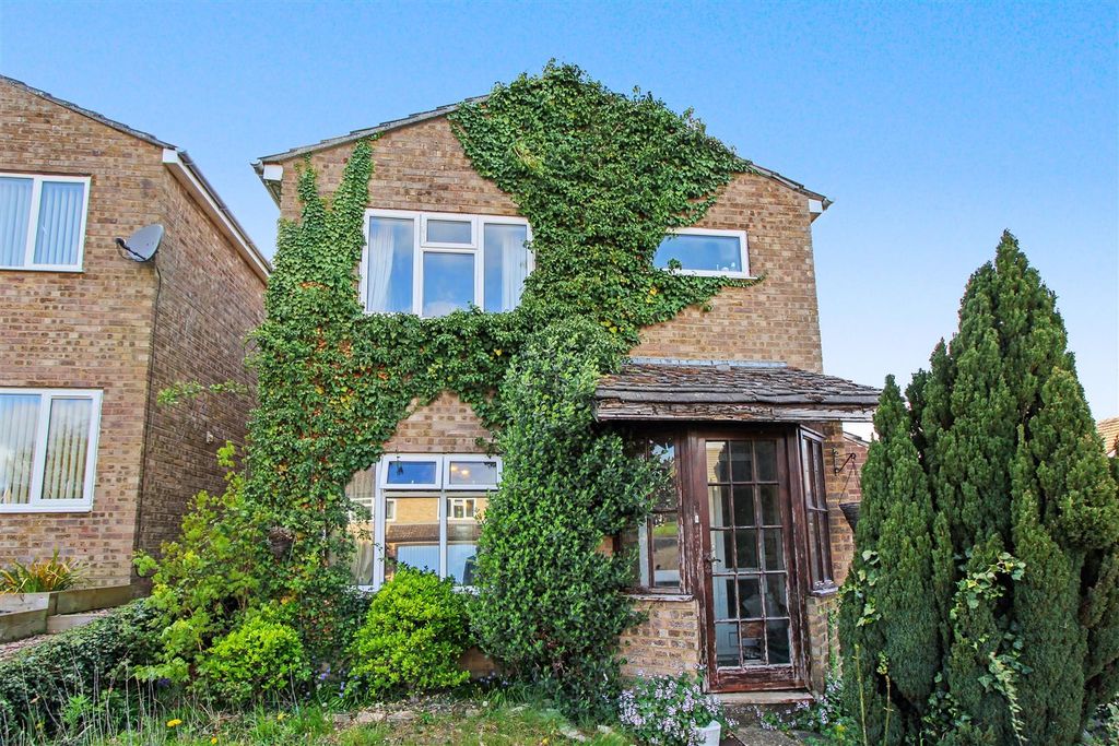 Property photo 1 of 14 Img_5454.Jpg