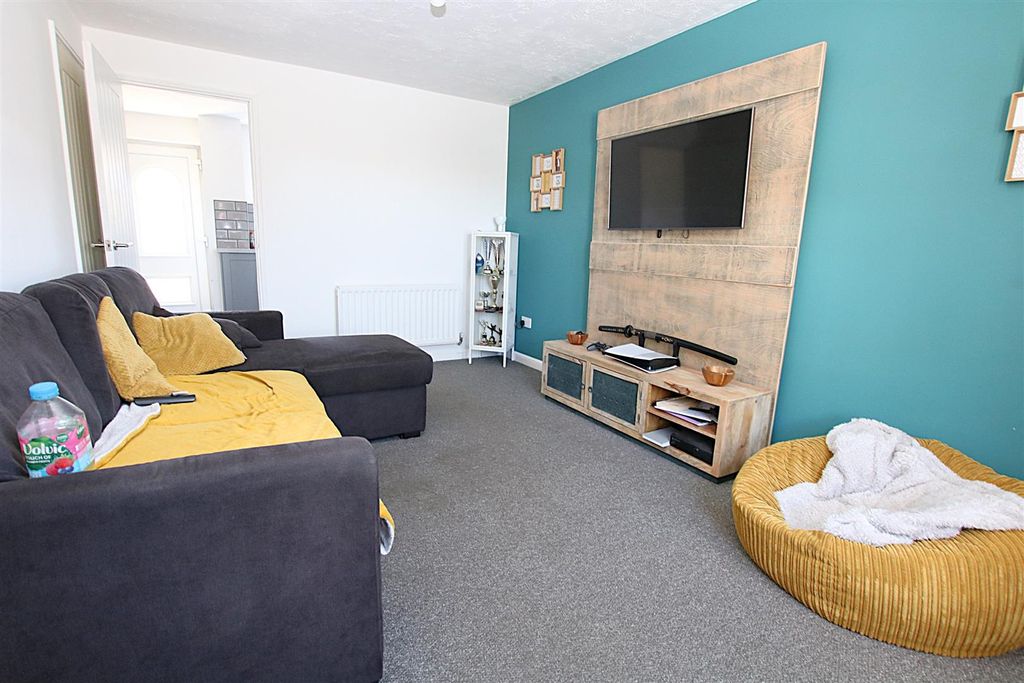 Property photo 3 of 11 Img_9979.Jpg